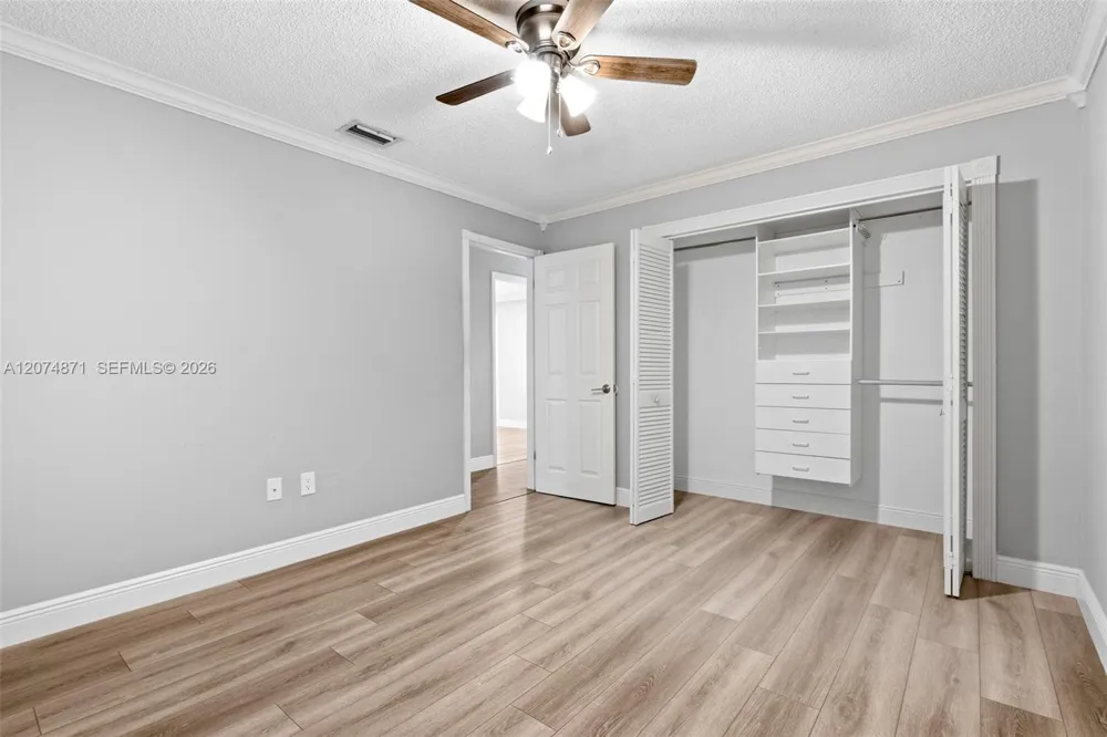 225 SW 102nd Pl Sweetwater, FL 33174