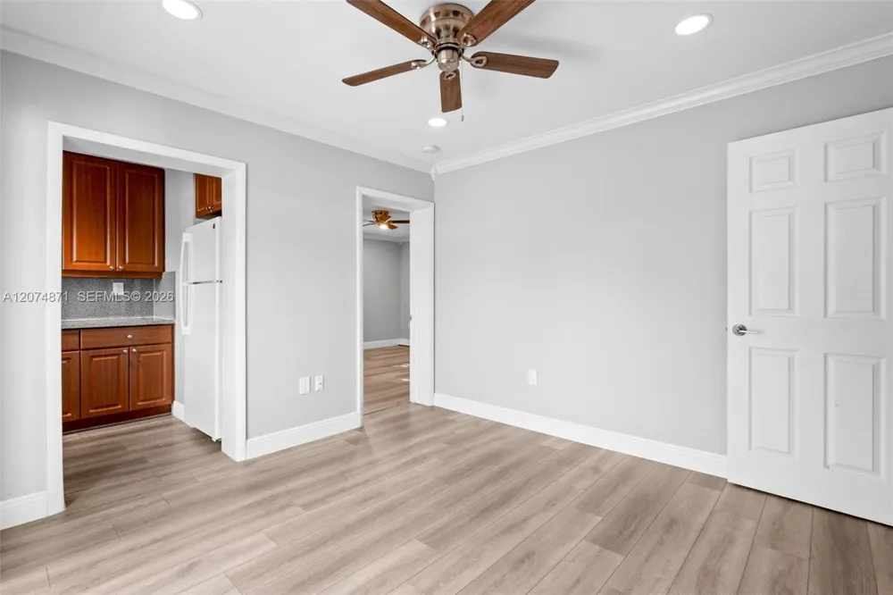 225 SW 102nd Pl Sweetwater, FL 33174