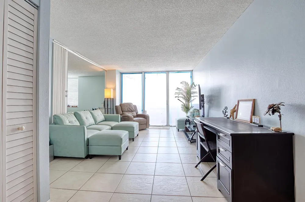 111 BRINY AVENUE #27-12 Pompano Beach, FL 33062