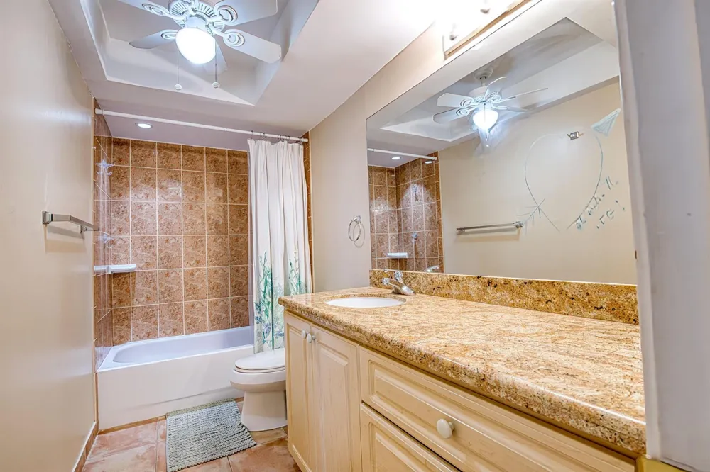 111 BRINY AVENUE #27-12 Pompano Beach, FL 33062