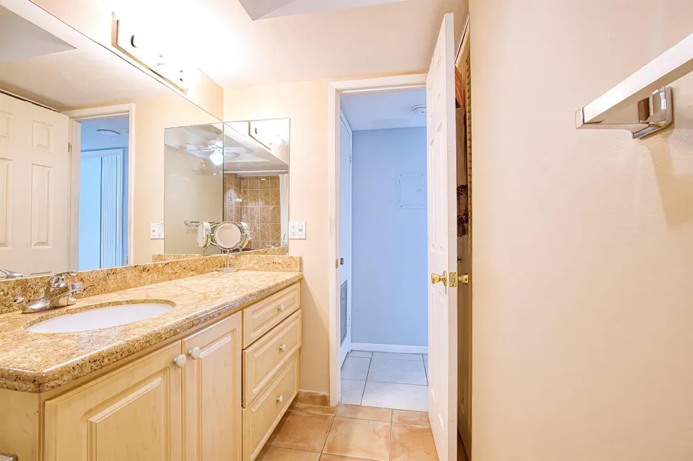 111 BRINY AVENUE #27-12 Pompano Beach, FL 33062