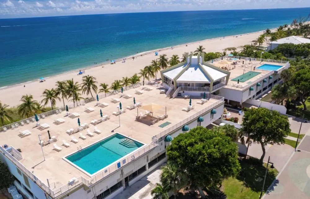 111 BRINY AVENUE #27-12 Pompano Beach, FL 33062