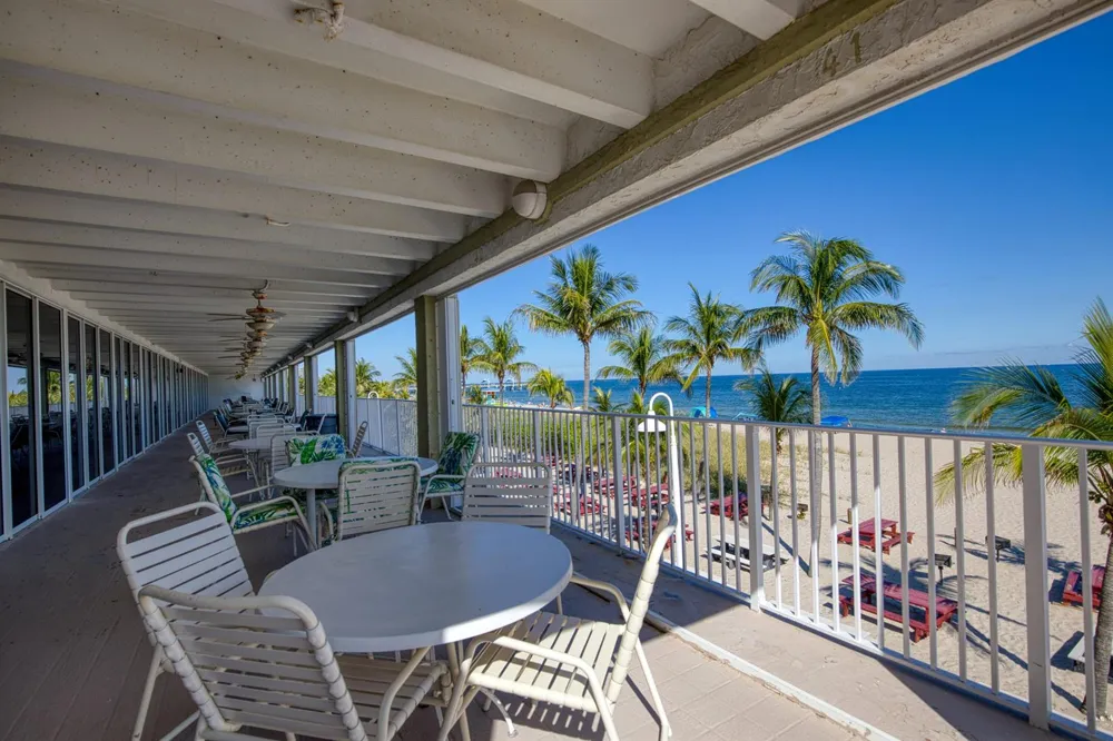 111 BRINY AVENUE #27-12 Pompano Beach, FL 33062