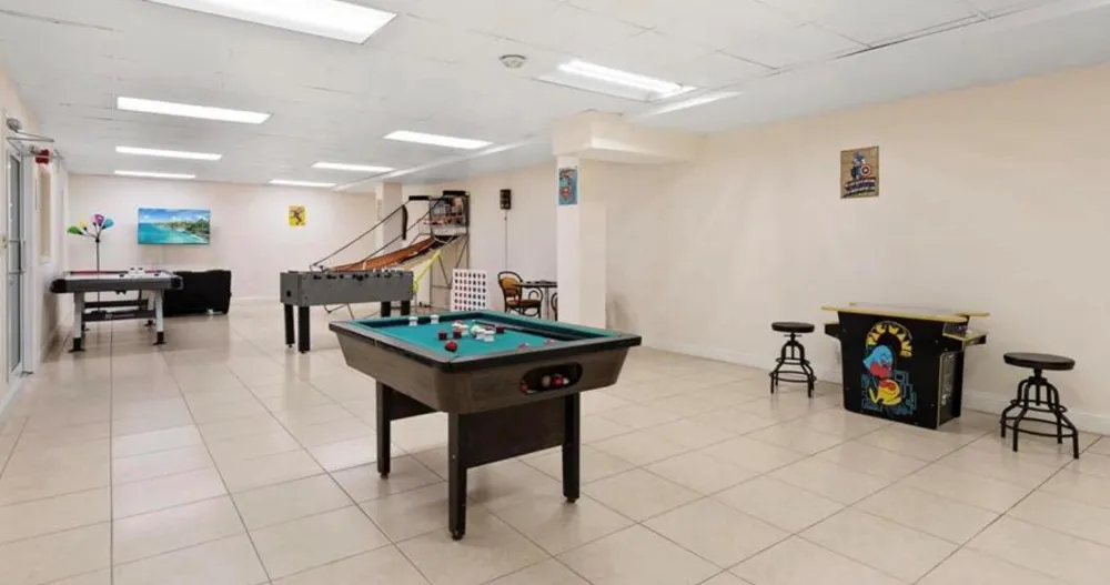 111 BRINY AVENUE #27-12 Pompano Beach, FL 33062