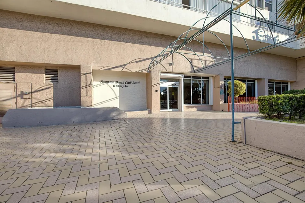111 BRINY AVENUE #27-12 Pompano Beach, FL 33062
