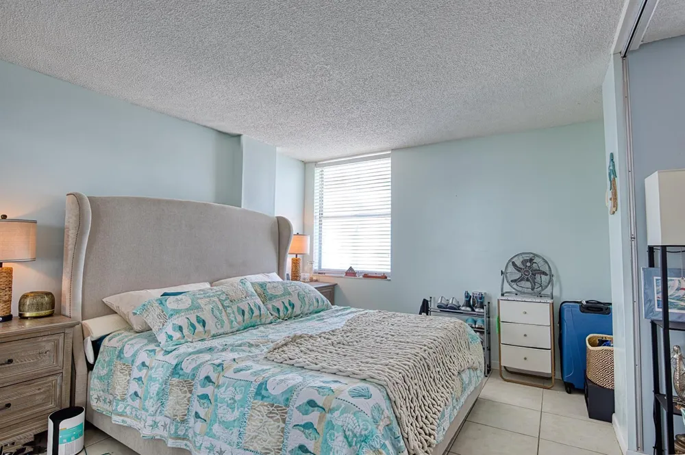 111 BRINY AVENUE #27-12 Pompano Beach, FL 33062