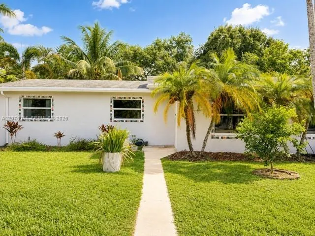 1720 SW 4th St #1720 Fort Lauderdale, FL 33312