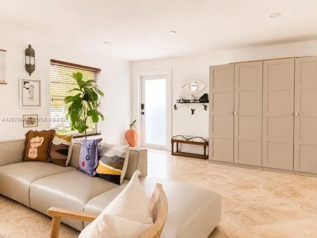 1720 SW 4th St #1720 Fort Lauderdale, FL 33312