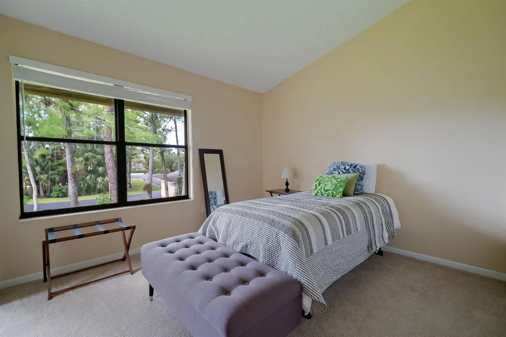 13095 Belhaven Court Wellington, FL 33414