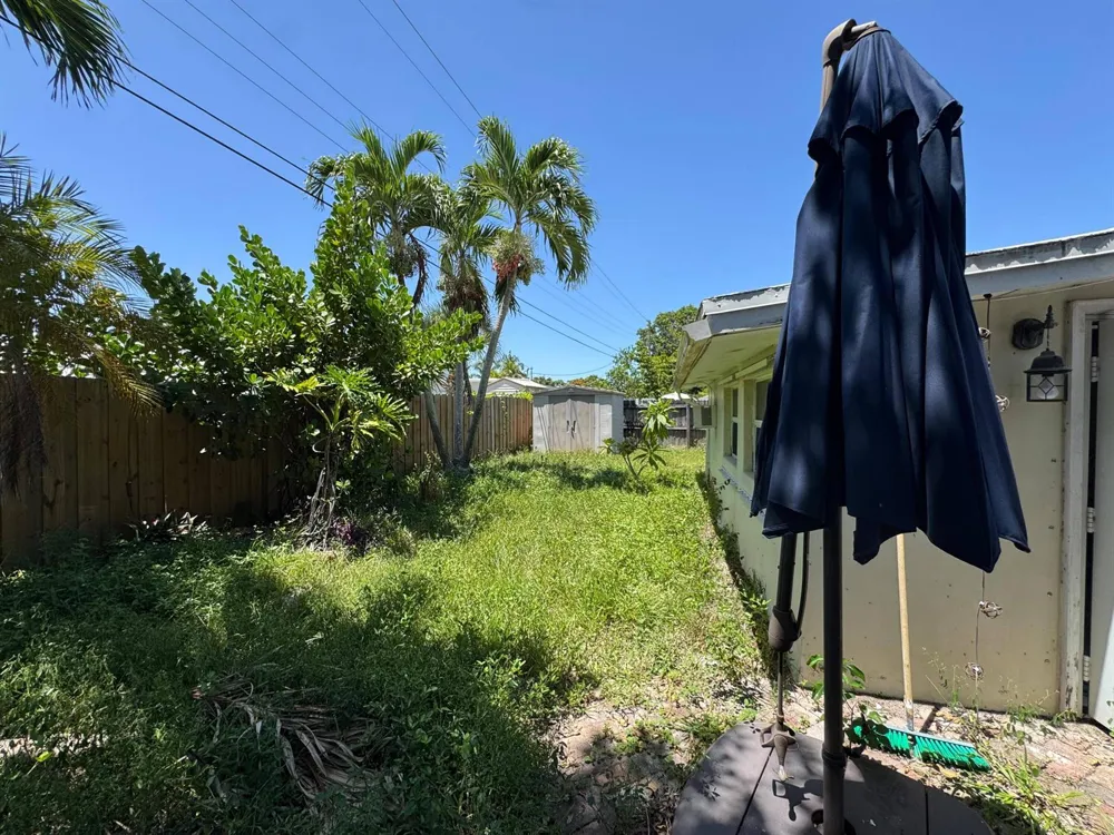 1450 NE 32ND STREET Pompano Beach, FL 33064