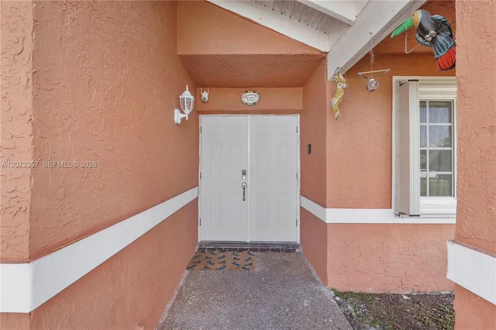 4450 NW 71st Ave Lauderhill, FL 33319