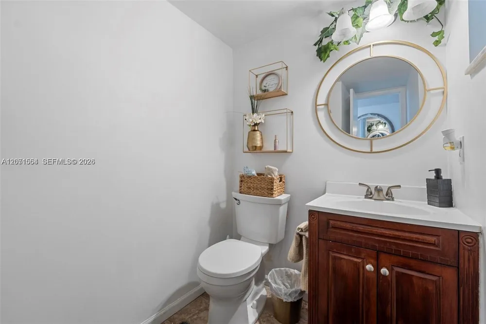 8161 SW 24Th Ct #404 Davie, FL 33324