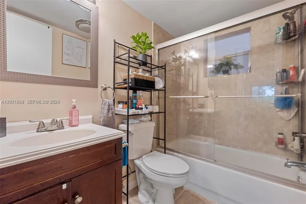 8161 SW 24Th Ct #404 Davie, FL 33324