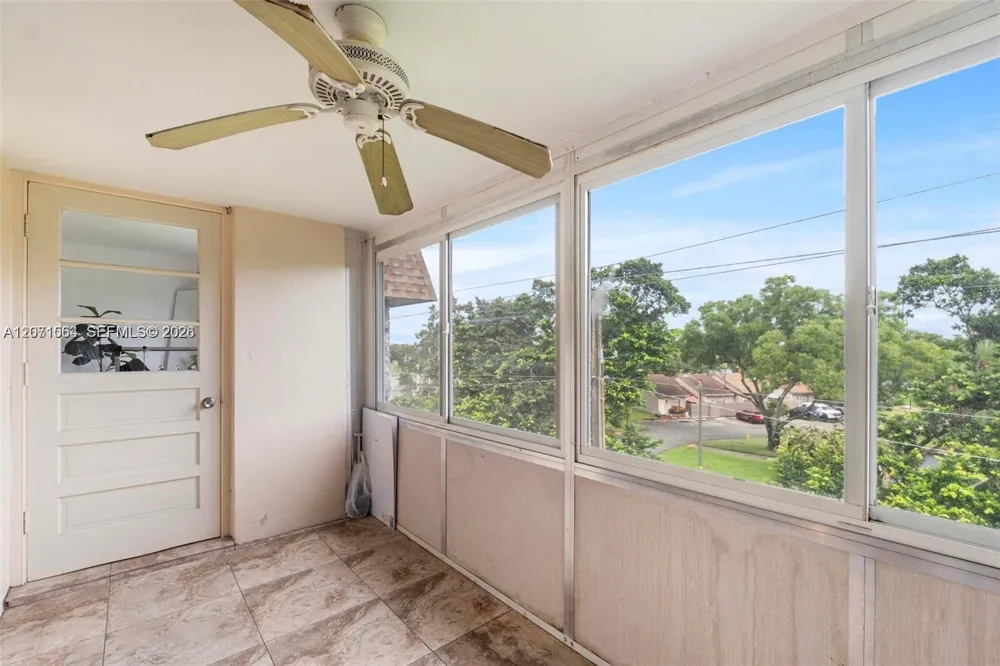 8161 SW 24Th Ct #404 Davie, FL 33324