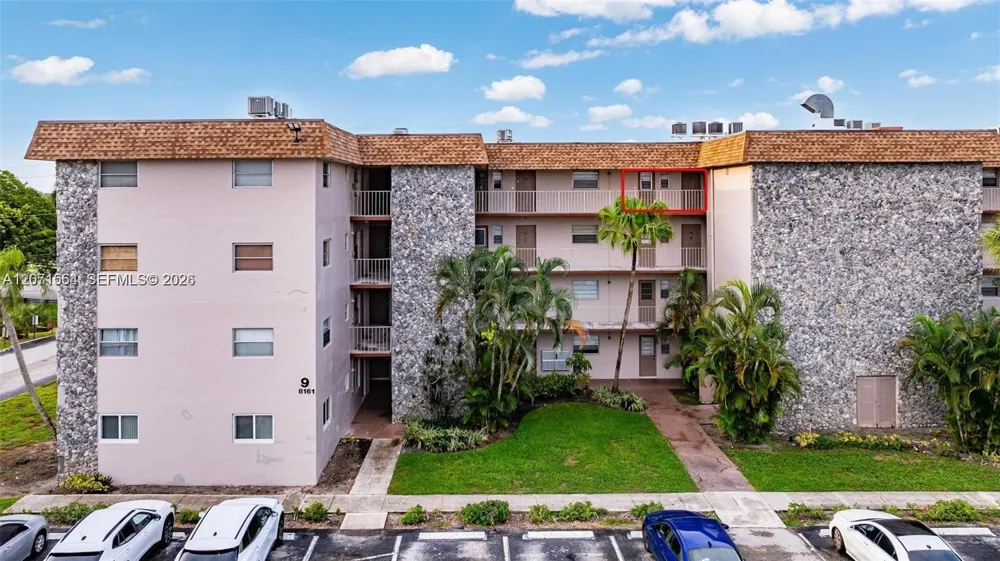 8161 SW 24Th Ct #404 Davie, FL 33324