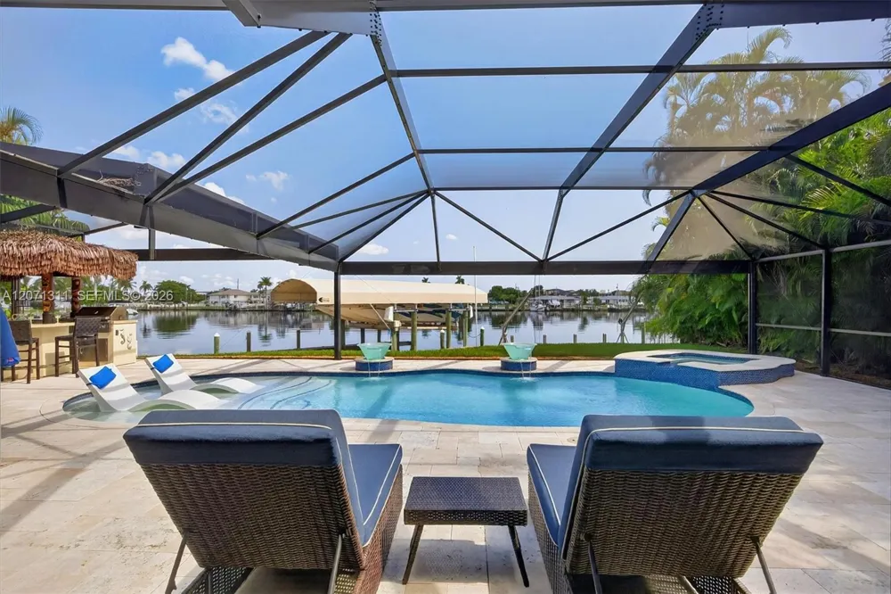 1633 Edith Esplande Cape Coral, FL 33904
