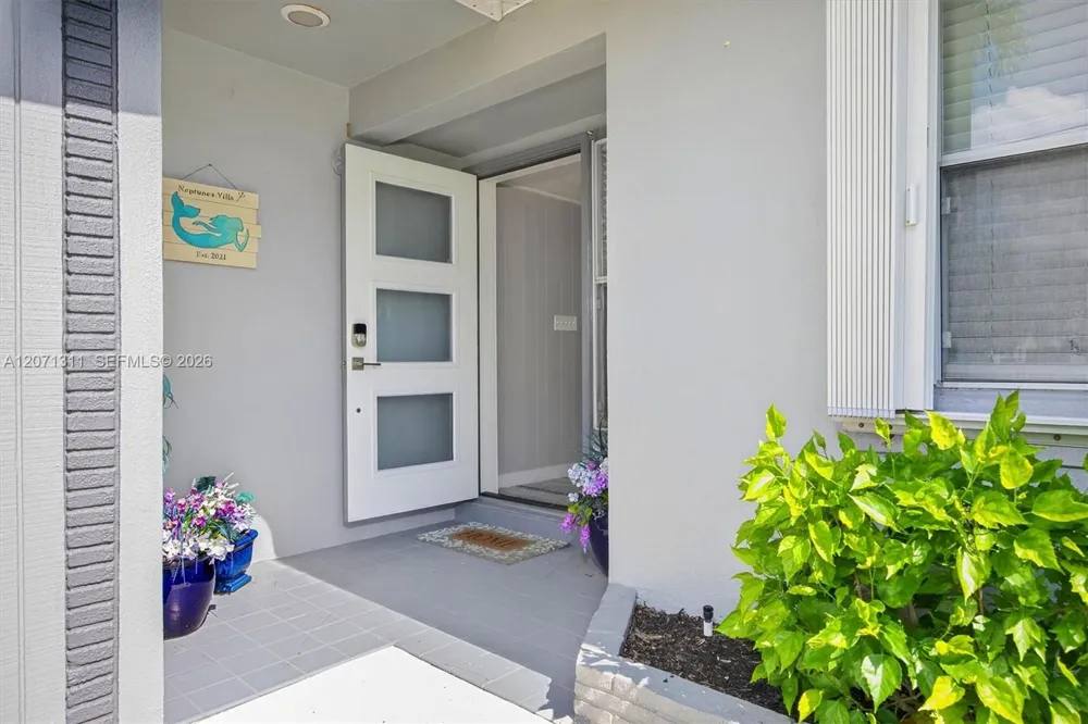 1633 Edith Esplande Cape Coral, FL 33904
