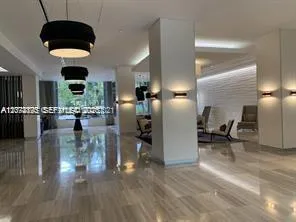 100 Bayview Dr #2010 Sunny Isles Beach, FL 33160