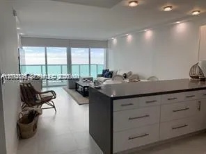 100 Bayview Dr #2010 Sunny Isles Beach, FL 33160