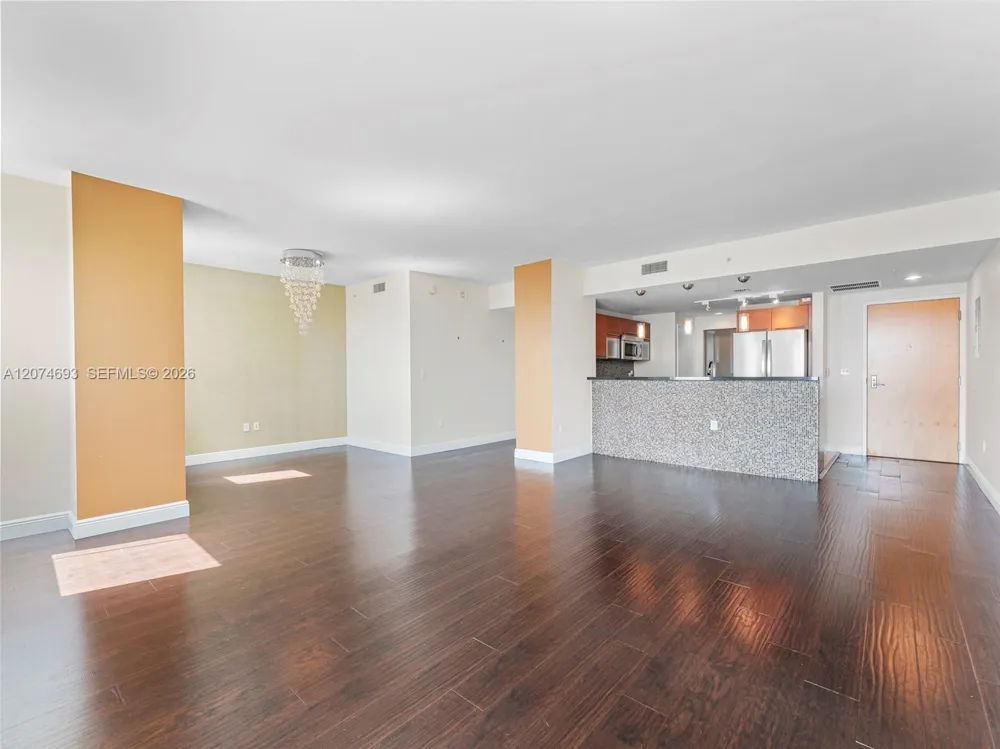 244 Biscayne Blvd #1803 Miami, FL 33132