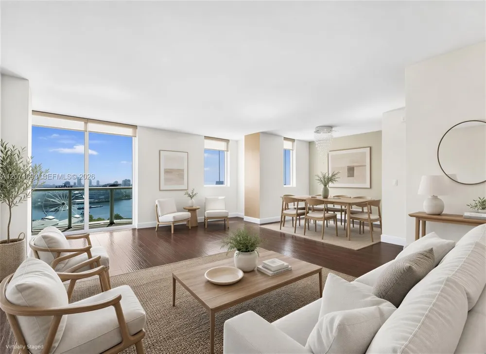 244 Biscayne Blvd #1803 Miami, FL 33132