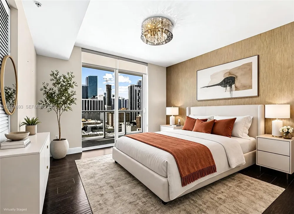 244 Biscayne Blvd #1803 Miami, FL 33132