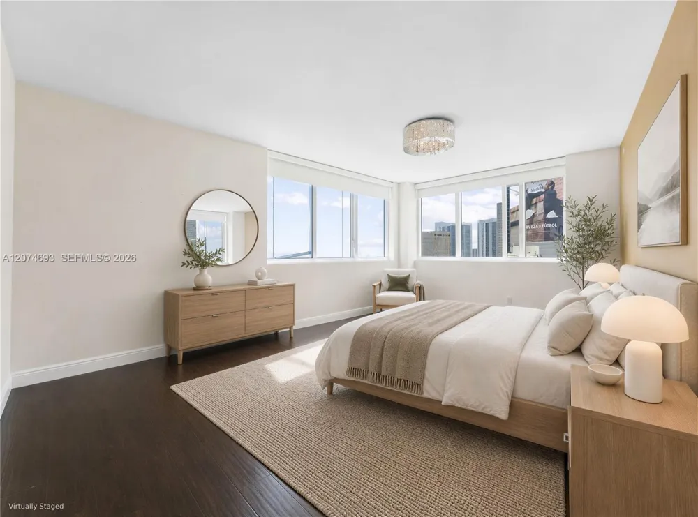 244 Biscayne Blvd #1803 Miami, FL 33132