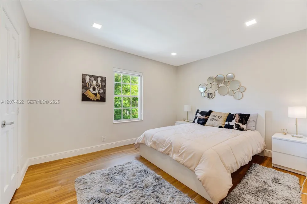 140 Hibiscus Dr Miami Beach, FL 33139