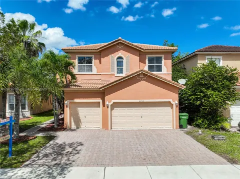 2215 Portofino Ave
