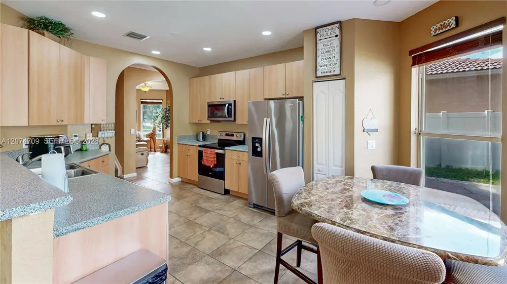 2215 Portofino Ave Homestead, FL 33033