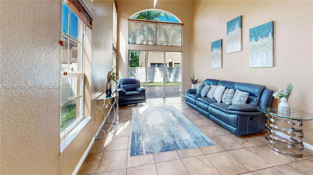 2215 Portofino Ave Homestead, FL 33033