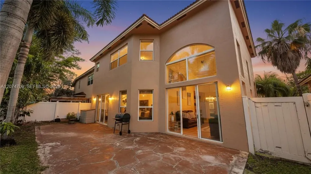 2215 Portofino Ave Homestead, FL 33033