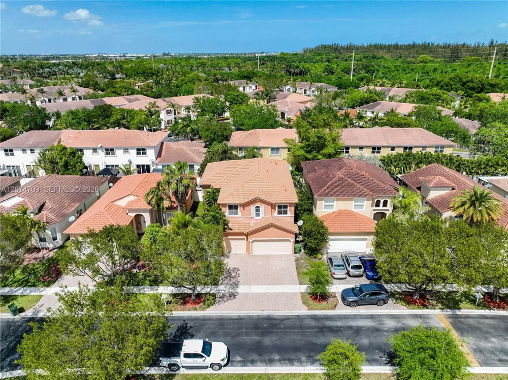 2215 Portofino Ave Homestead, FL 33033