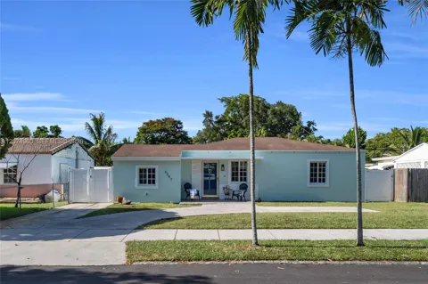 6387 SW 42nd St