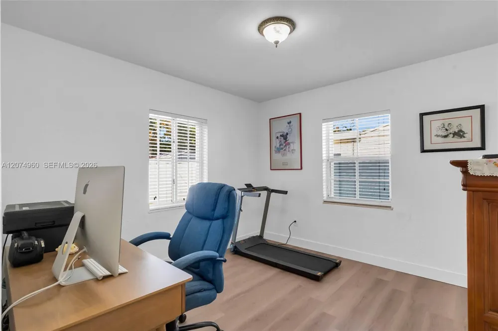 6387 SW 42nd St South Miami, FL 33155