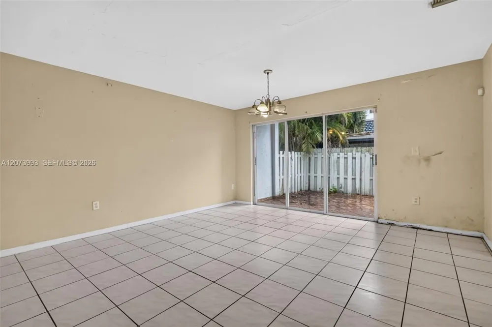 253 NE 211th Ter Miami, FL 33179