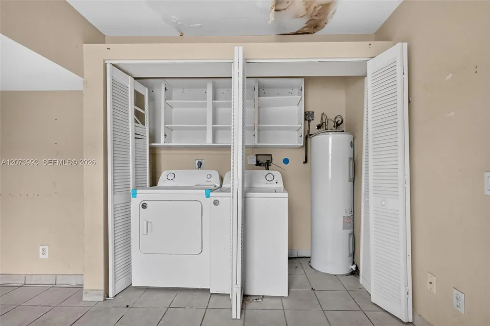 253 NE 211th Ter Miami, FL 33179