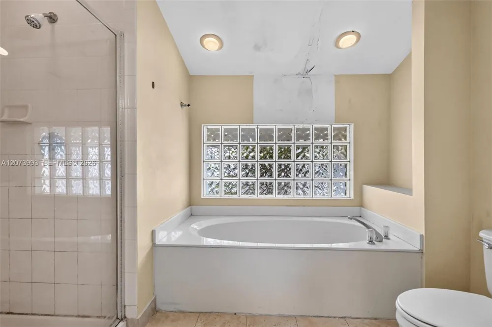 253 NE 211th Ter Miami, FL 33179
