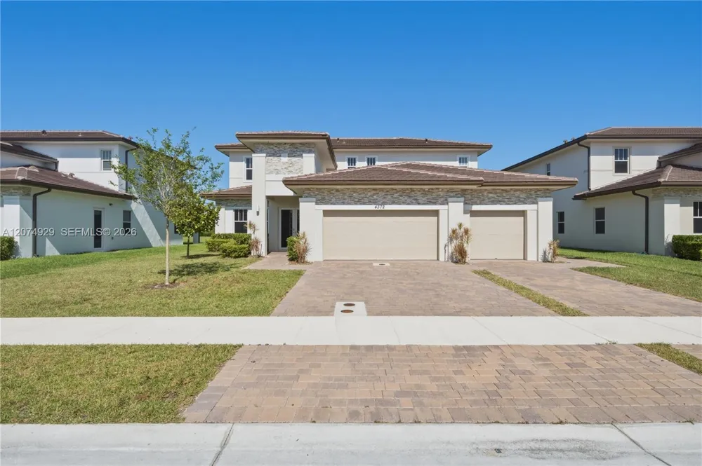 4372 SW 122nd Ter Davie, FL 33330