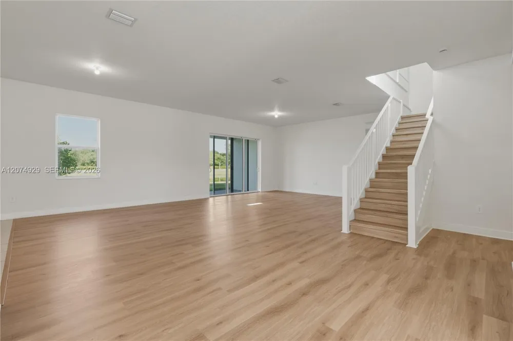 4372 SW 122nd Ter Davie, FL 33330