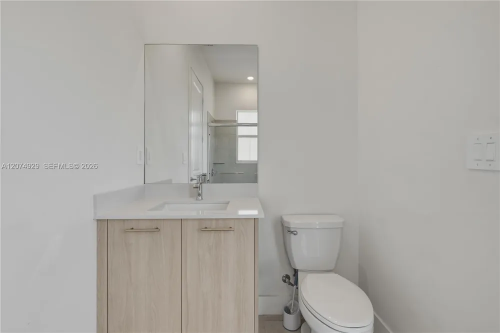 4372 SW 122nd Ter Davie, FL 33330