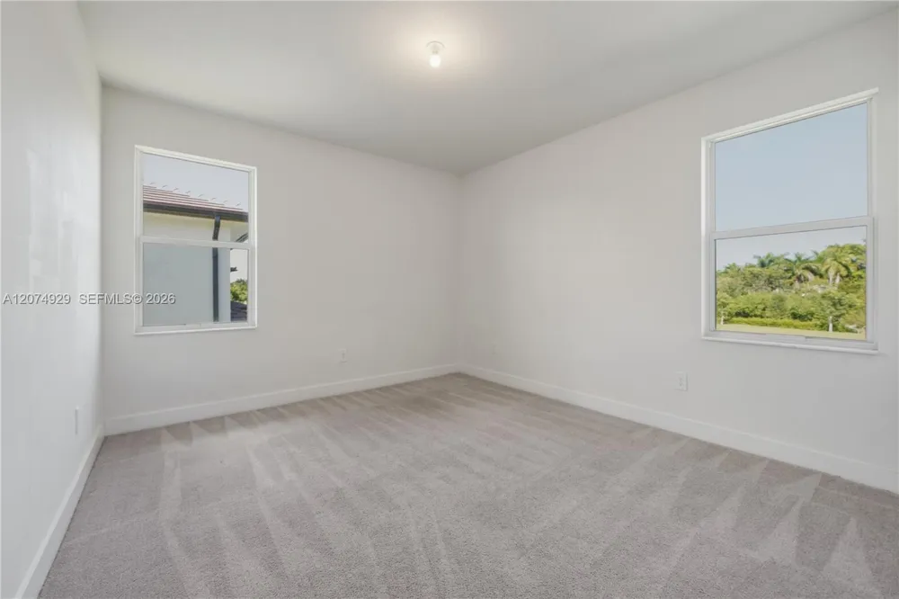 4372 SW 122nd Ter Davie, FL 33330