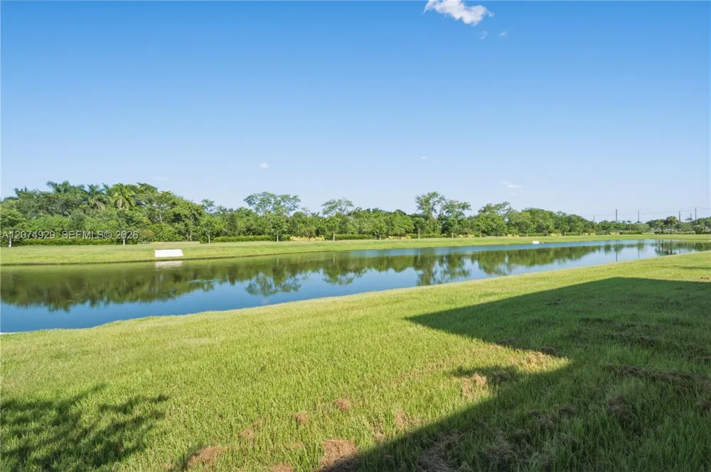 4372 SW 122nd Ter Davie, FL 33330