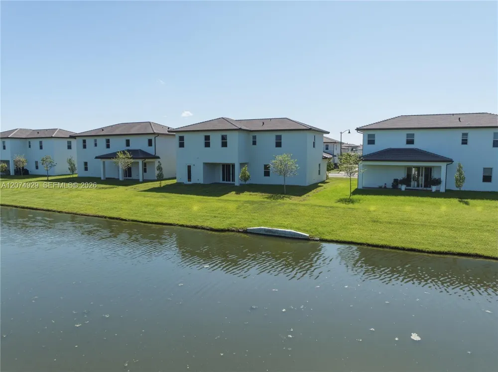 4372 SW 122nd Ter Davie, FL 33330