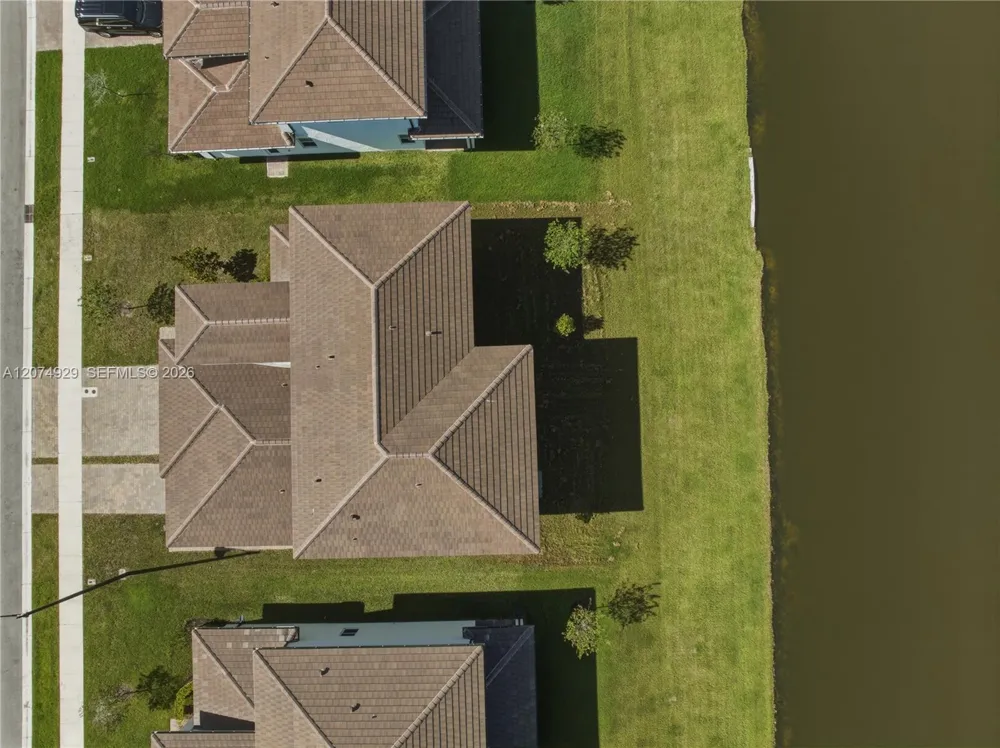4372 SW 122nd Ter Davie, FL 33330