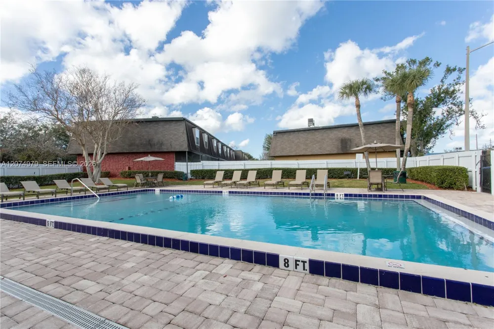 2023 S Semoran Blvd #D Orlando, FL 32822