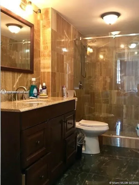 600 S Three Islands Blvd #1018 Hallandale Beach, FL 33009