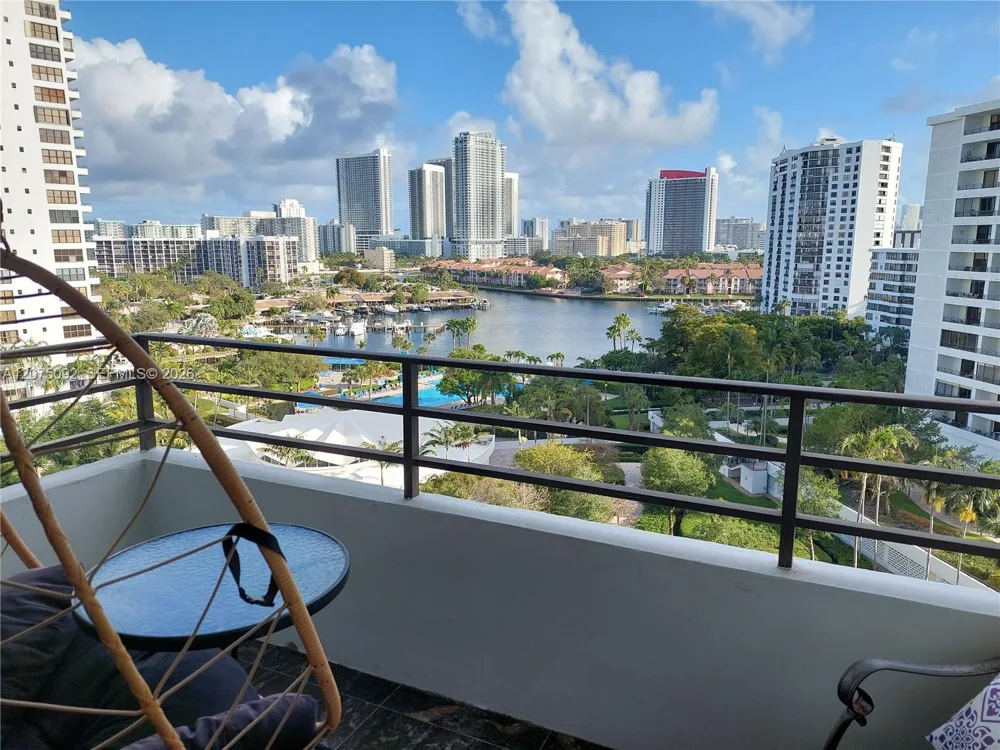 600 S Three Islands Blvd #1018 Hallandale Beach, FL 33009