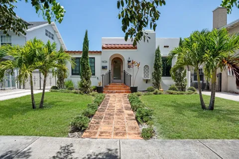 1424 SW 11th St
