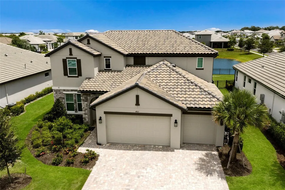 4811 HONEY DEW LANE Bradenton, FL 34211